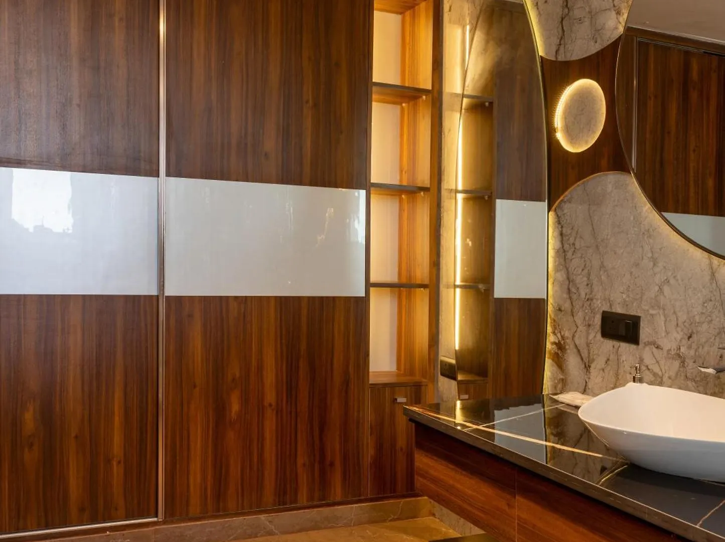 Bed & Breakfast Casa Feliz Golf Course Road Bed and Breakfast Gurgaon