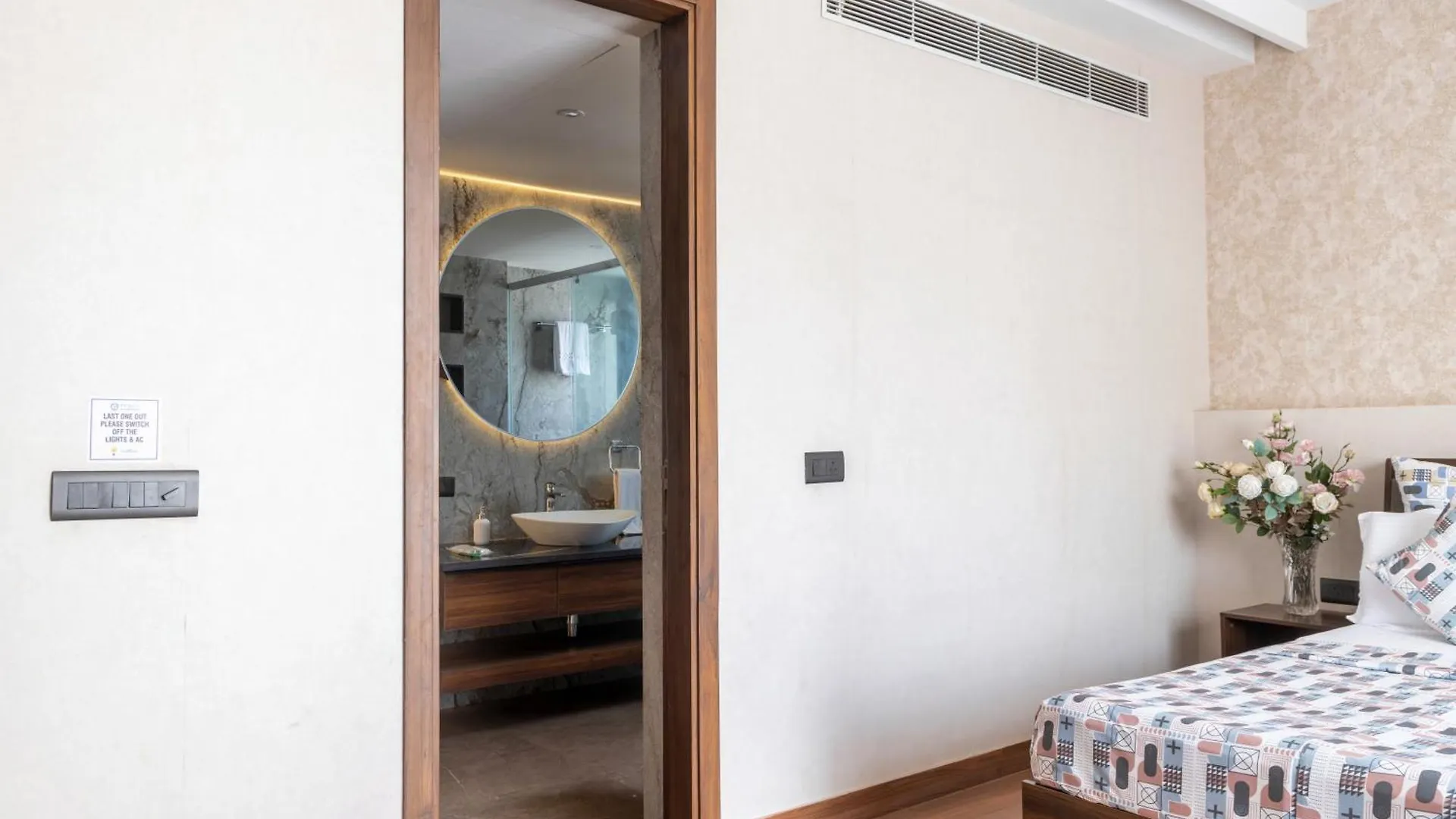 Casa Feliz Golf Course Road Bed and Breakfast Gurgaon 0*,  Indien
