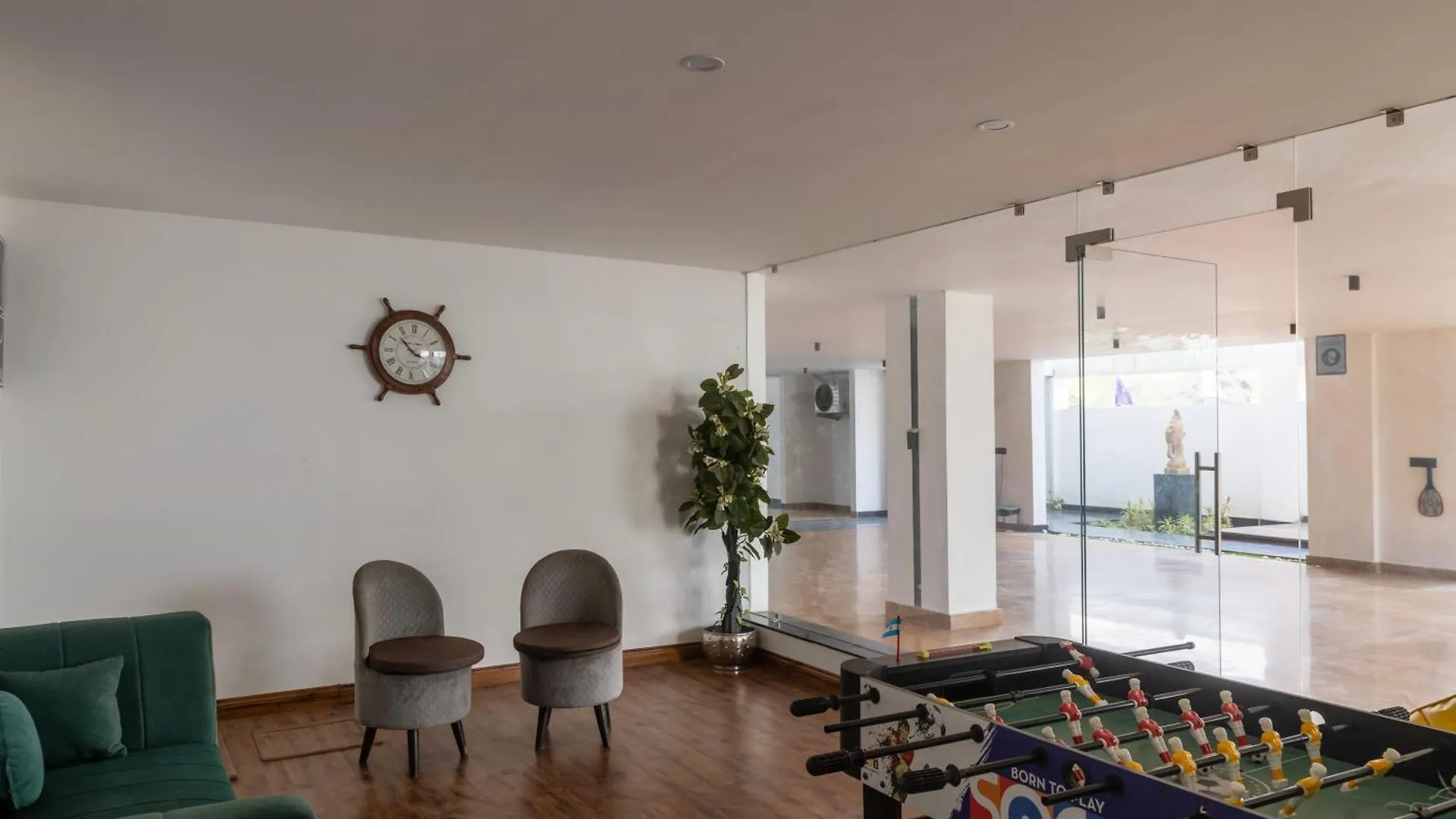 Casa Feliz Golf Course Road Bed and Breakfast Gurgaon