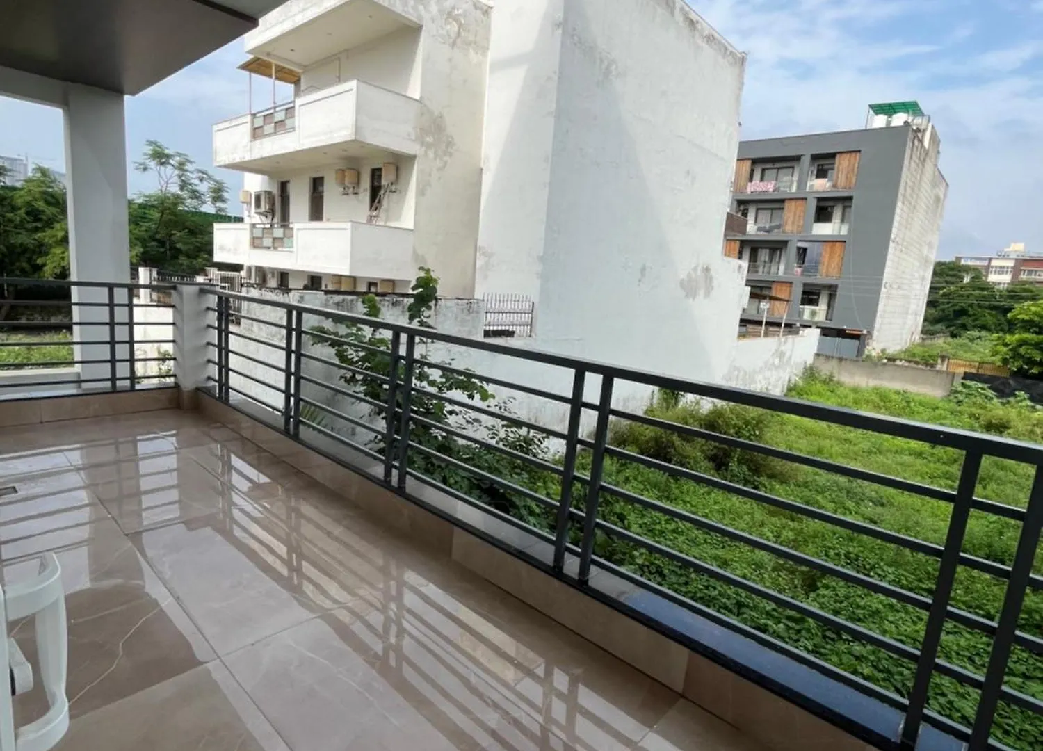 Casa Feliz Golf Course Road Bed and Breakfast Gurgaon Indien