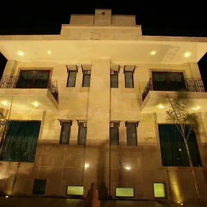 Hotel ​justa, Gurgaon