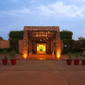 4* Resort Lemon Tree Hotel, Tarudhan Valley, Manesar